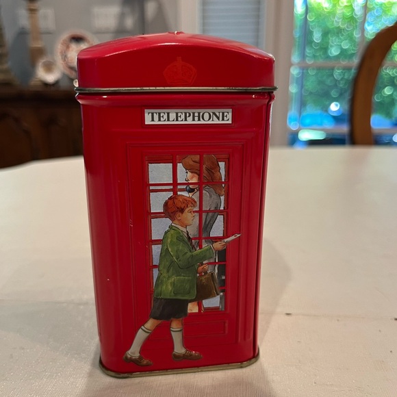 Vintage style English Red Telephone Booth bank tea tin. EUC! - Picture 2 of 9